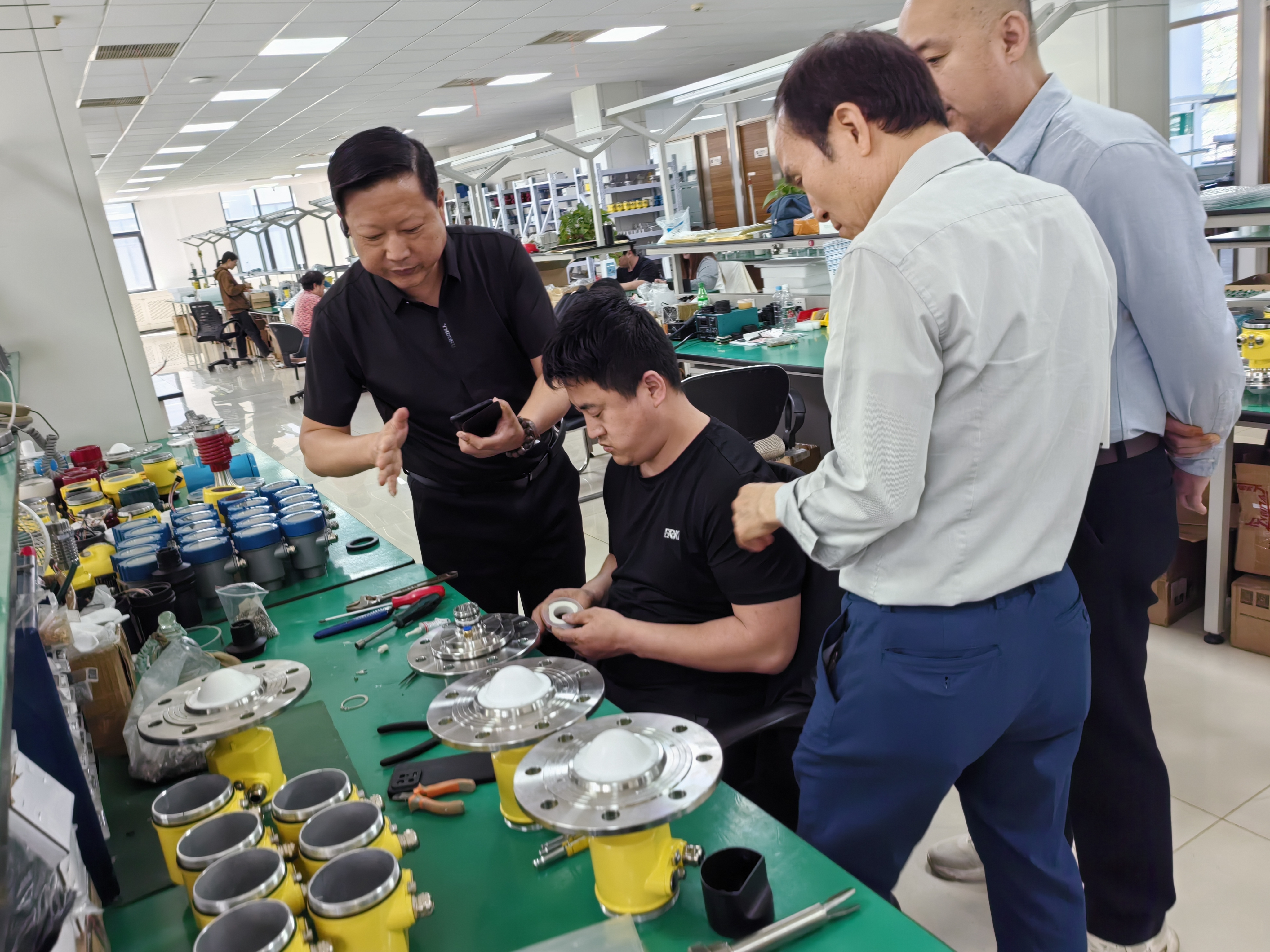 韓國客戶(hù)到訪(fǎng)北京精誠瑞博 開(kāi)展技術(shù)交流與車(chē)間考察